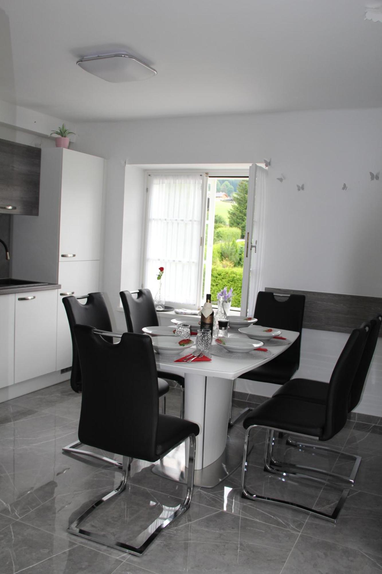 Ferienwohnung Grimmingblick - Auszeit Vom Alltag Obersdorf Exterior photo